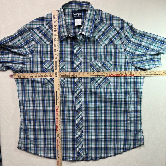 WRANGLER Men’s 2XL Short Sleeve, Snap Button Down, Plaid Western Shirt - Picture 4 of 10